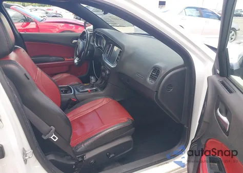 2015 Dodge Charger R/T z USA, uszkodzony, nr VIN 2C3CDXCT6FH825291